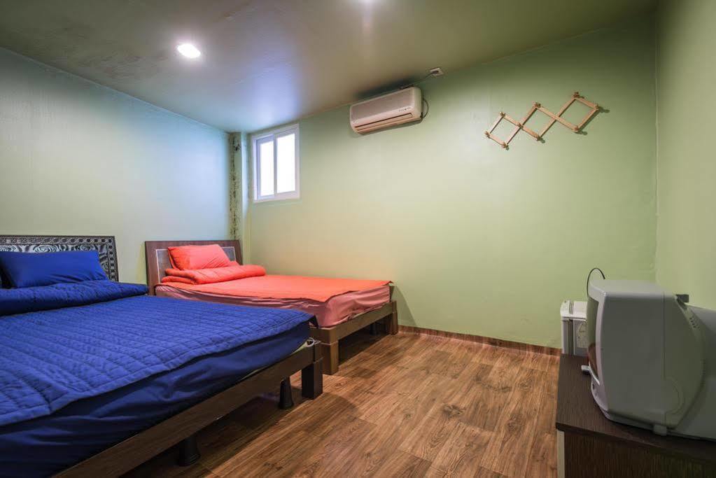 Chris Hostel Seul Dış mekan fotoğraf